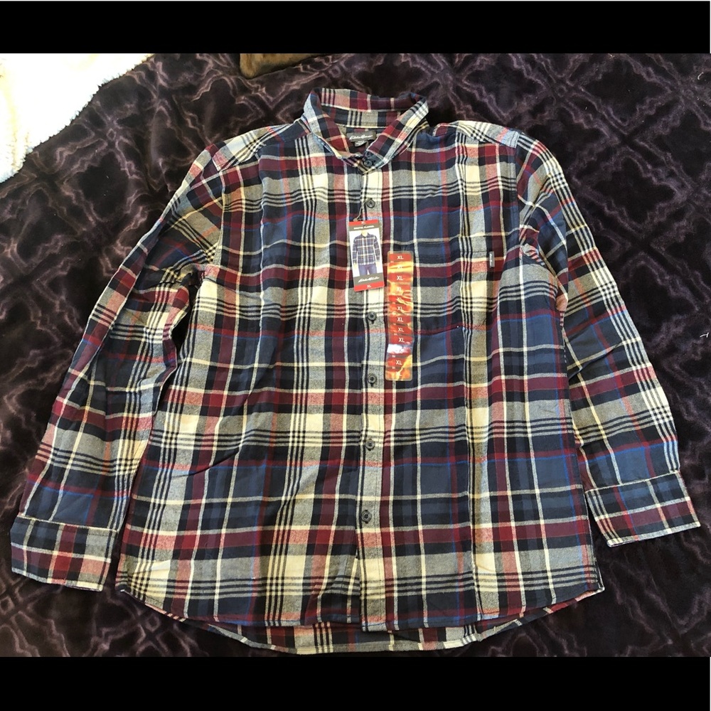 NWT! Men’s Eddie Bauer button down flannel shirt